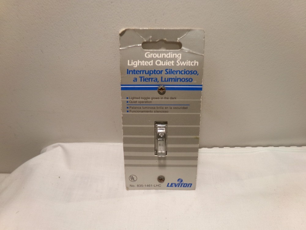 Leviton 1461-LHC Lighted Quiet Switch