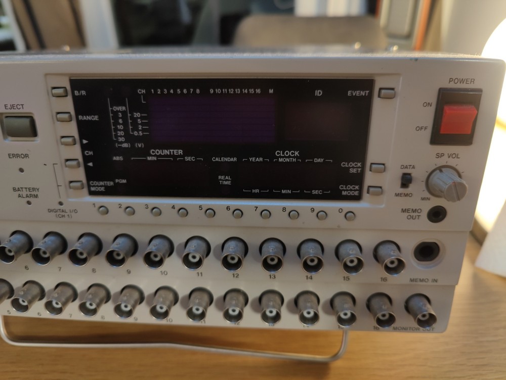 TEAC RD-145T DAT DATA RECORDER