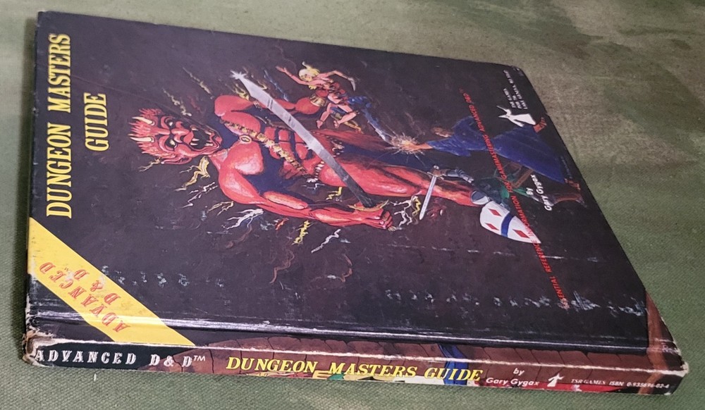 Dungeon Masters Guide 1st edition Advanced Dungeons & Dragons 5th Printing 1979