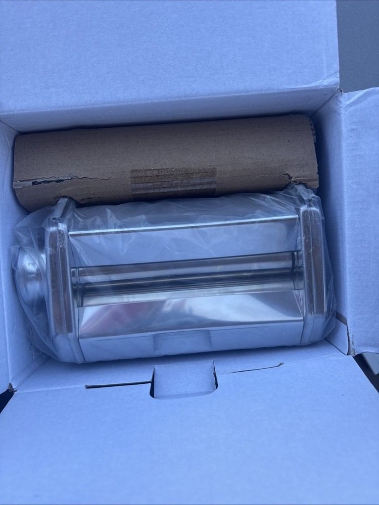 Nuvantee Pasta Machine (150 roller w/ cutter)