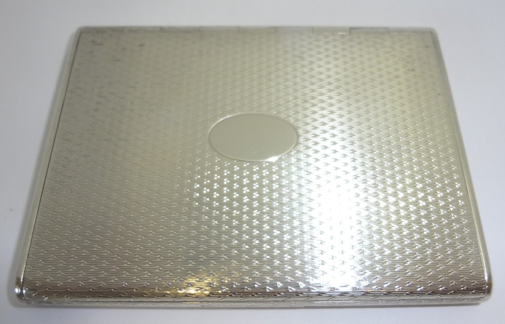 c.1900 Vienna Austria 900 Silver Engine Turned Pattern Cigarette Case