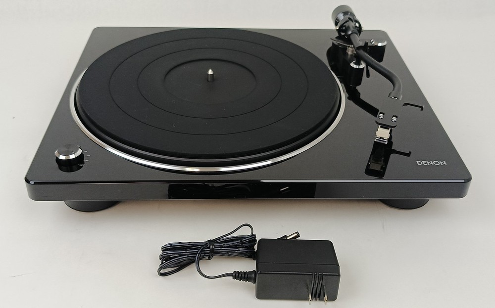Denon DP-400 Semi-Automatic Analog Turntable with Speed Auto Sensor - U