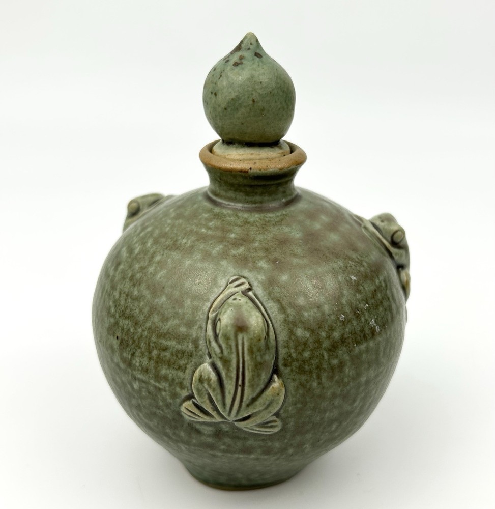 Small Celadon Green Studio Art Pottery Jar Tree Frogs Gorgeous