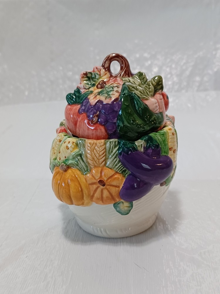 Long Rich Harvest Vegetable Creamer & Sugar Ceramic Set