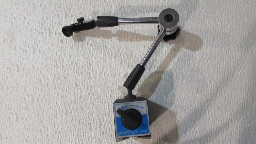 MAGNETIC BASE DIAL INDICATOR HOLDER