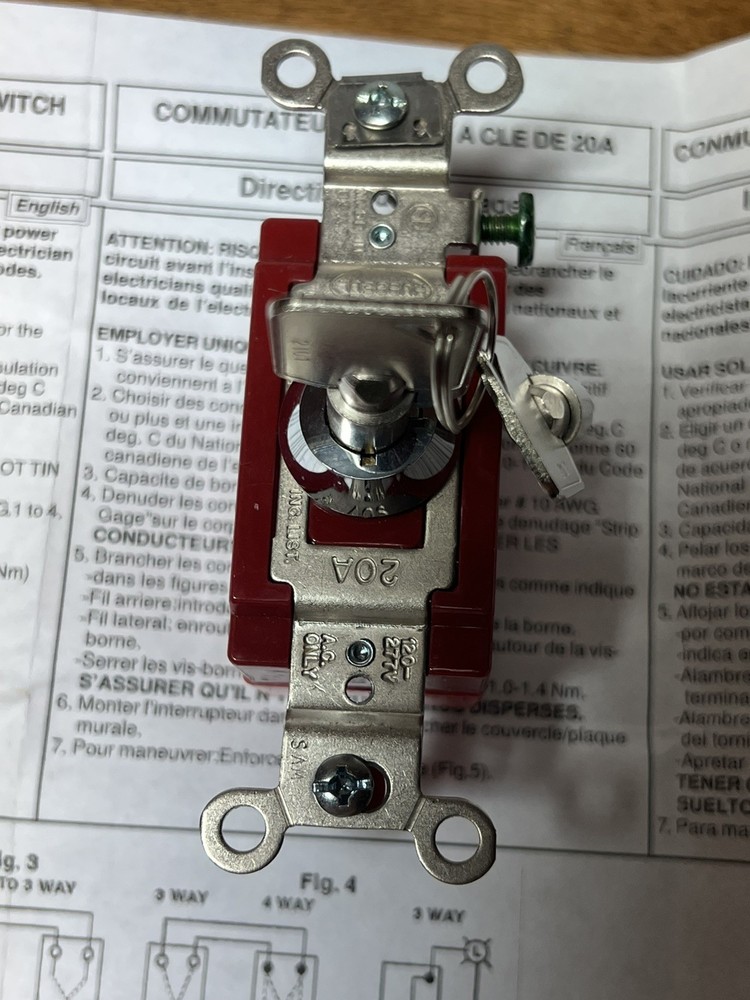 Hubbell PD1943   20-277V AC Locking Switch With 2 Keys