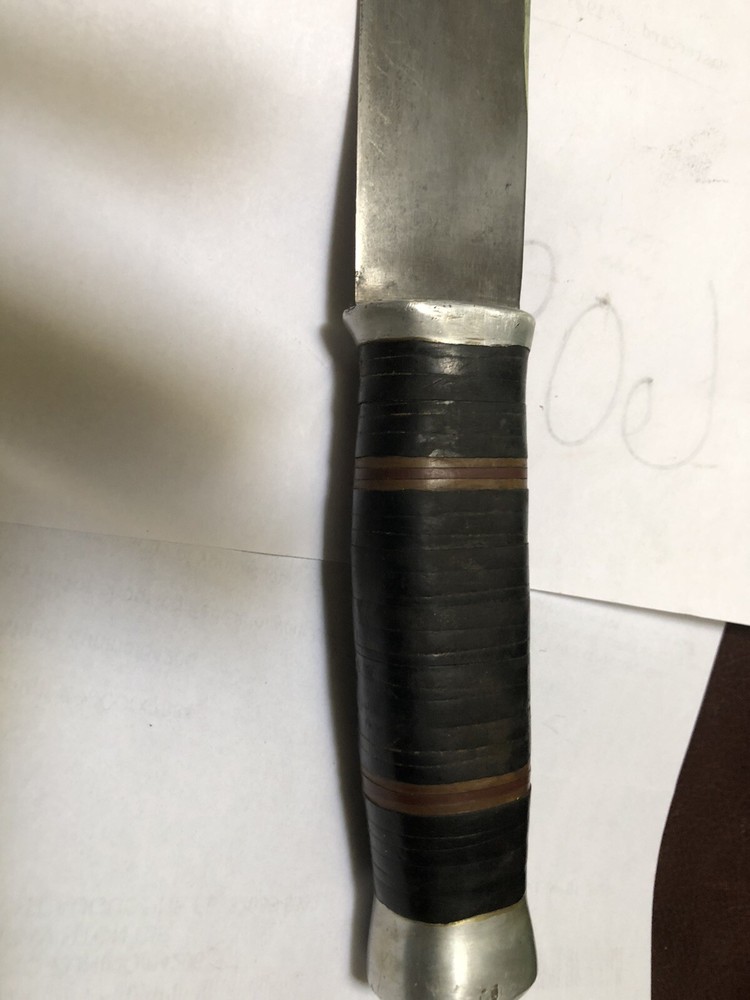 VINTAGE MILITARY STYLE KNIFE, leather handle
