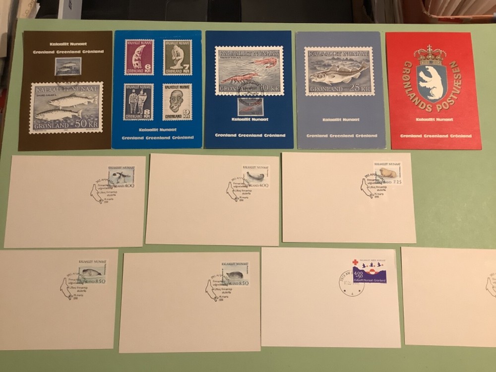 Greenland postcards 12  items Ref A1943