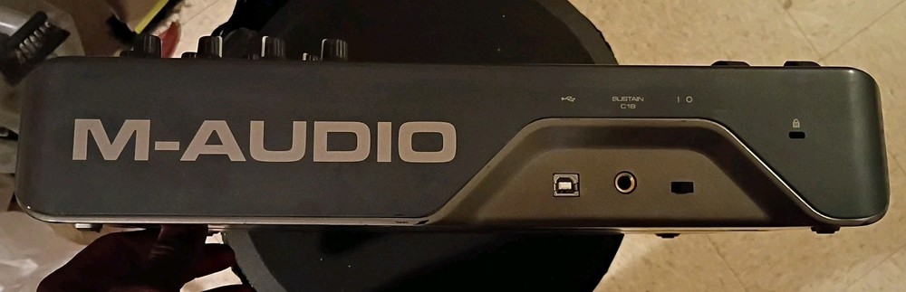 M-Audio Oxygen 25 3rd Generation USB MIDI Keyboard Controller