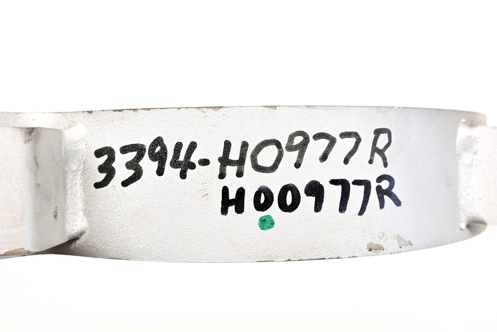 Mack 3394-H00977R Clamp NOS