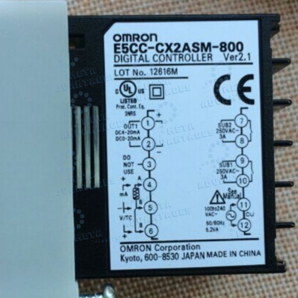 New Omron E5CC-CX2ASM-800 Temperature Controller