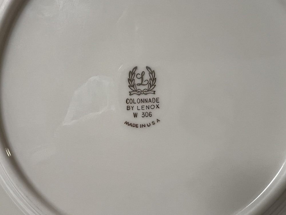 Lenox China COLONNADE Two 5 Piece Place Settings