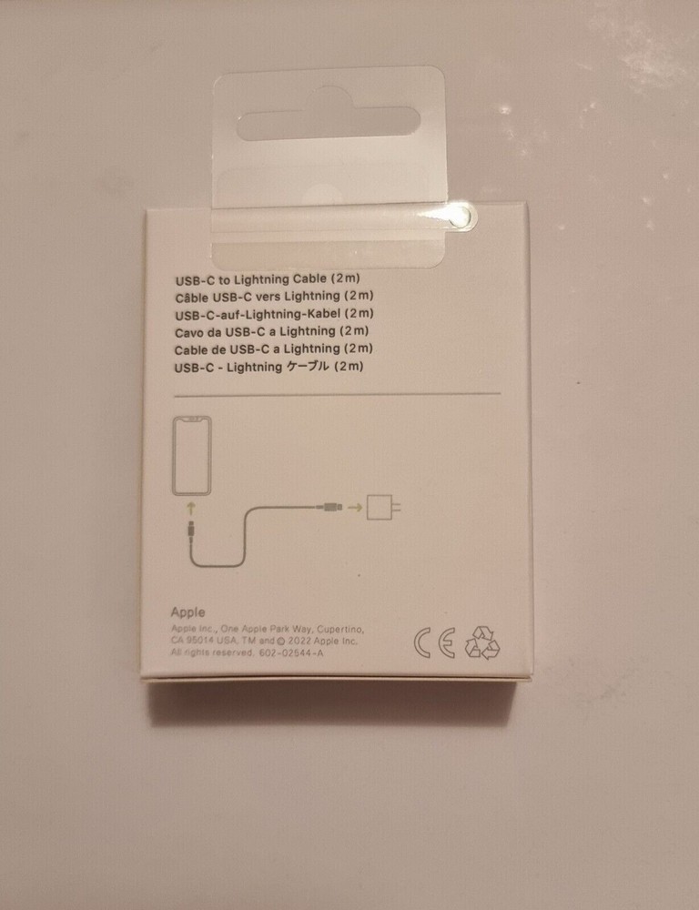 Apple Charge Cable USB-C to LIGHTNING For iPad / iPhone 2 Mts (7ft)