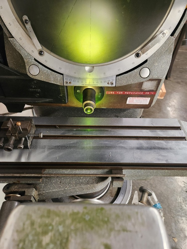 JONES AND LAMSON OPTICAL COMPARATOR MODEL PC-14A