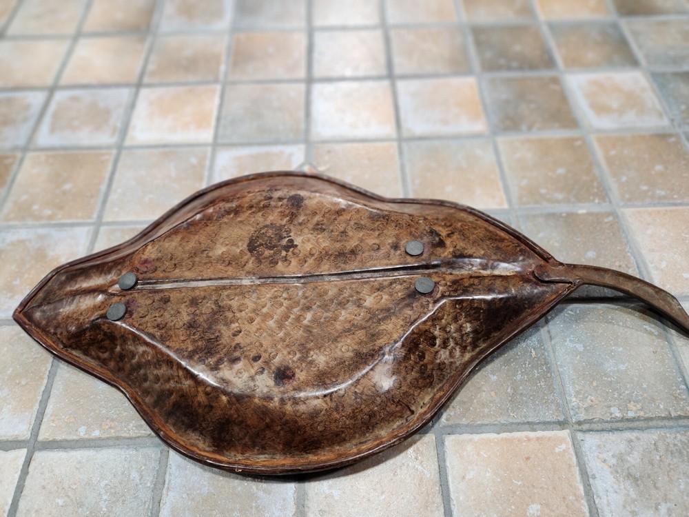 Solid Copper Leaf Tray w/ Handle Patina Some Vertigree