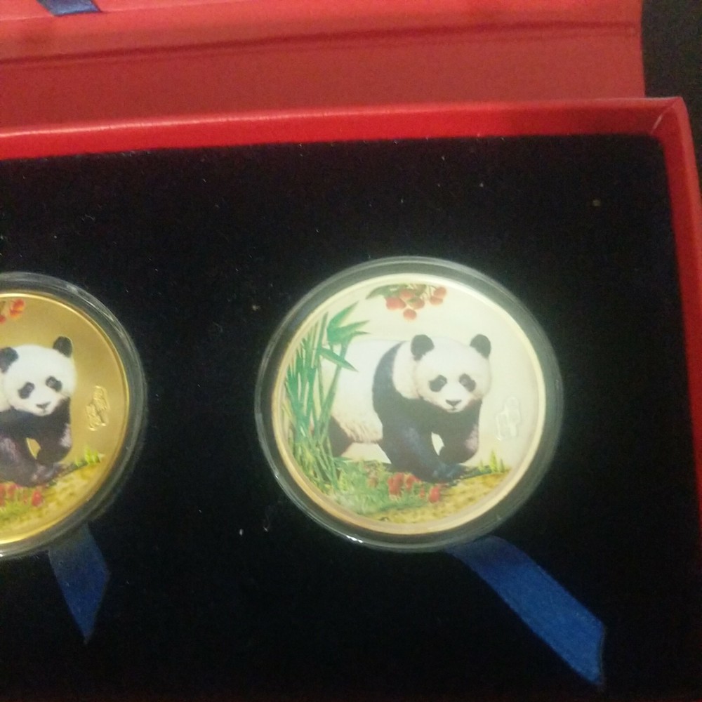 2pc Set: Chinese Panda Colorized Gold &Silver Plated 2 piece set in box.