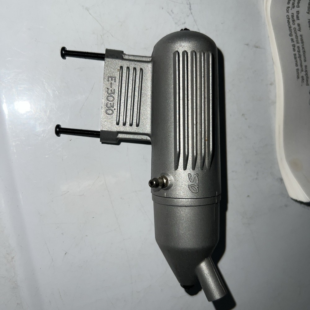 OS 40 LA SILVER NEW OLD STOCK REMOTE CONTROL MODEL AIRPLANE ENGINE BEAUTIFUL