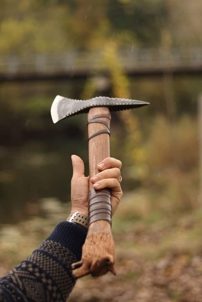 Hand-Forged Axe with Wolf-Shaped Engraved Handle – Display or Gift for Him