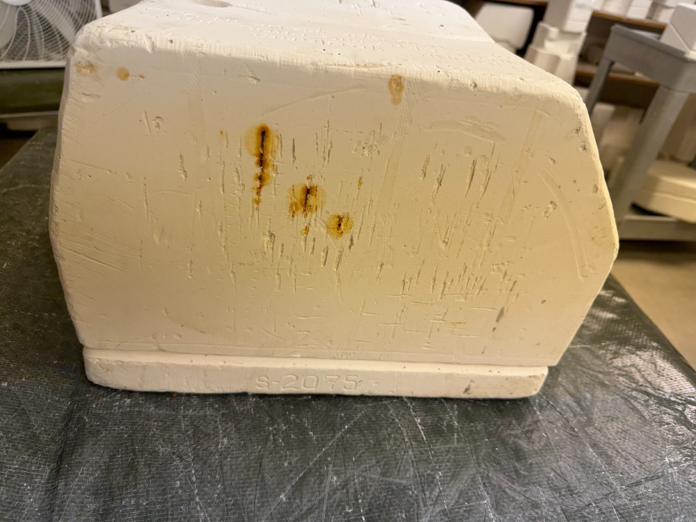 VINTAGE SCIOTO CERAMIC MOLD #S-2075 CLIMBING SQUIRREL