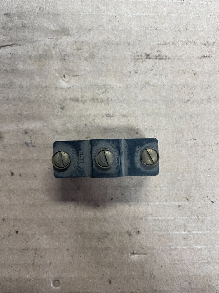 (Lot of 3) Micro switch BM-2R-A2