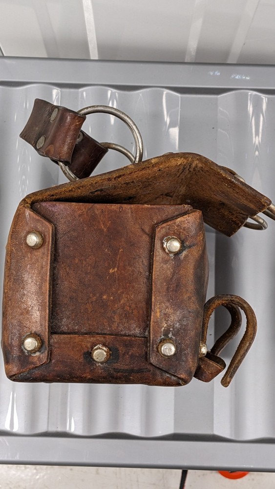 Antique 1890- 1920 Leather Ammo Pouch. Canada.