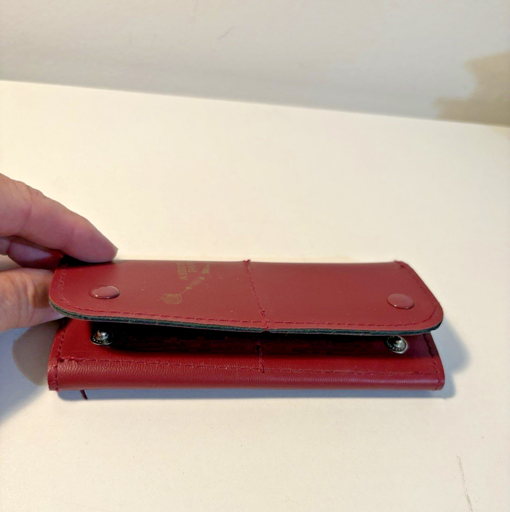 Abbey Darts Case Soft Red Double Fold Snap *Empty