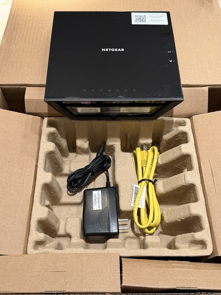 NETGEAR AC1600 WiFi Cable Modem Router