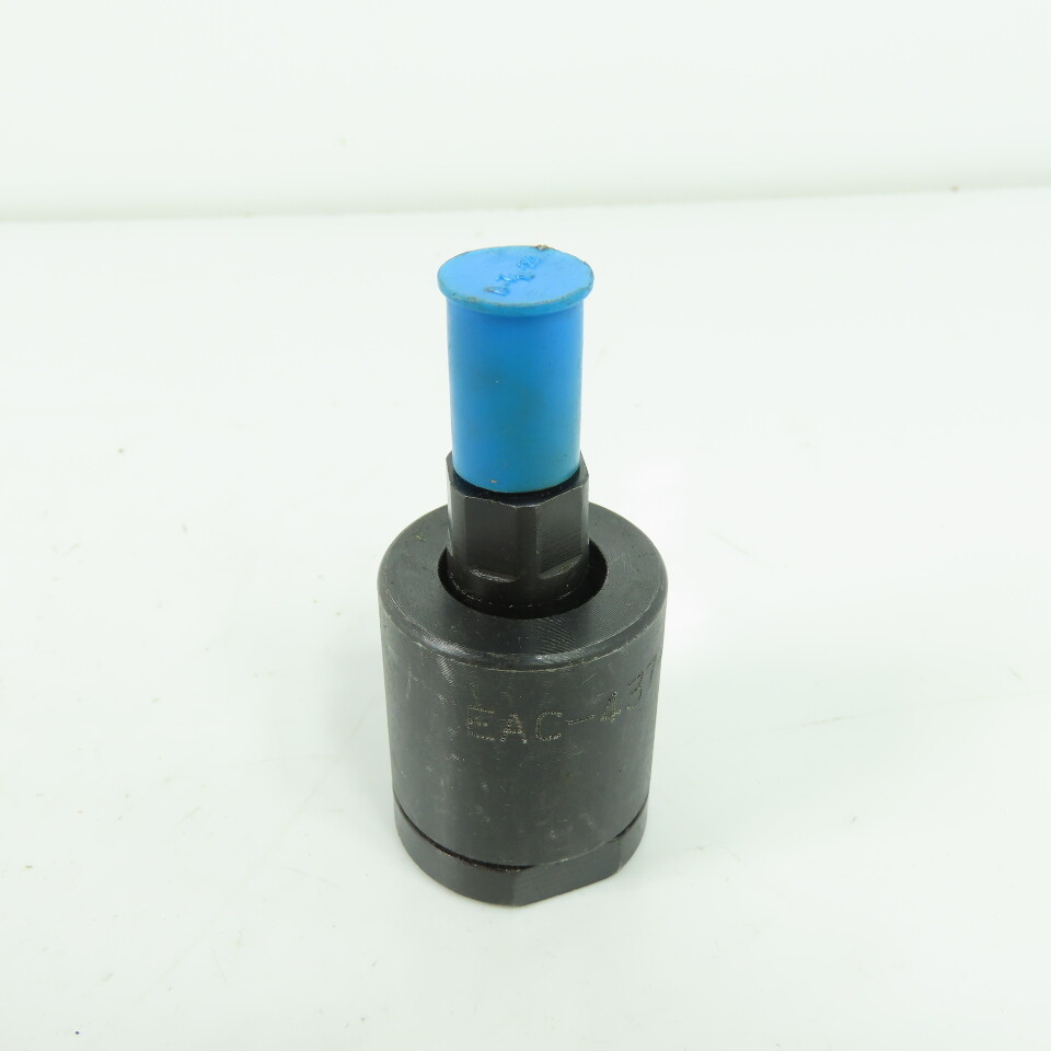 E & E EAC-437-F Self Aligning Coupler 7/16"