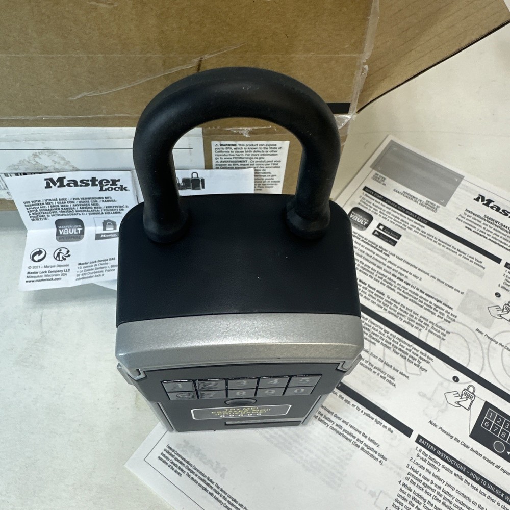 Master Lock 5440EC Bluetooth & Electronic Portable Lock Box IOS & Android