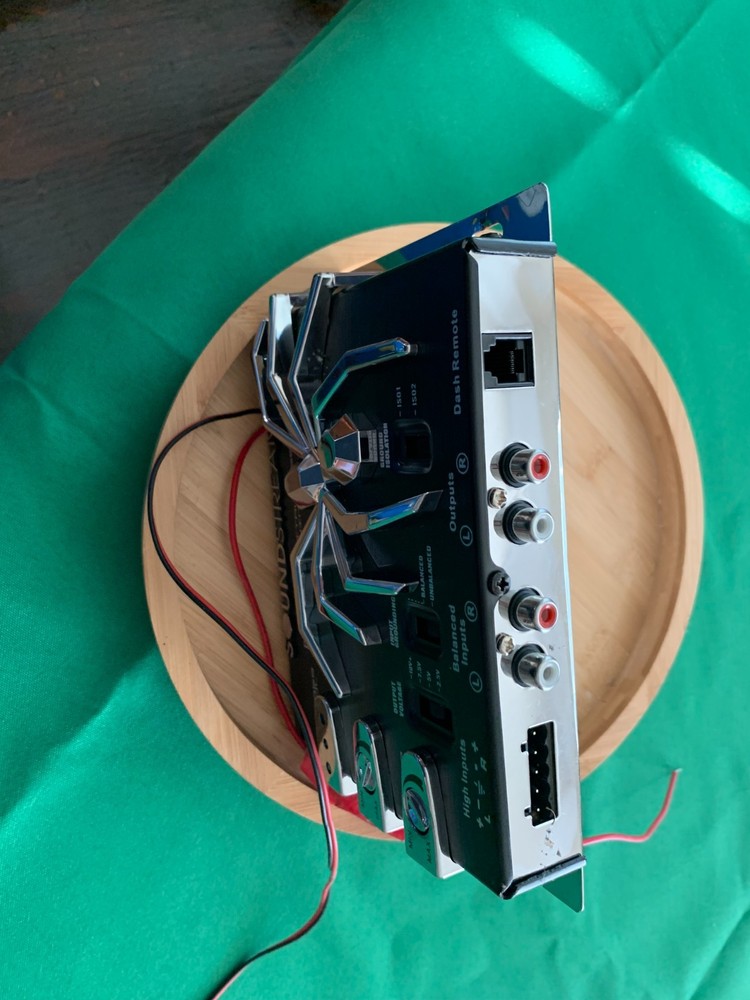 Soundstream BX20Z Digital Bass Reconstruction Processor - Black/Silver