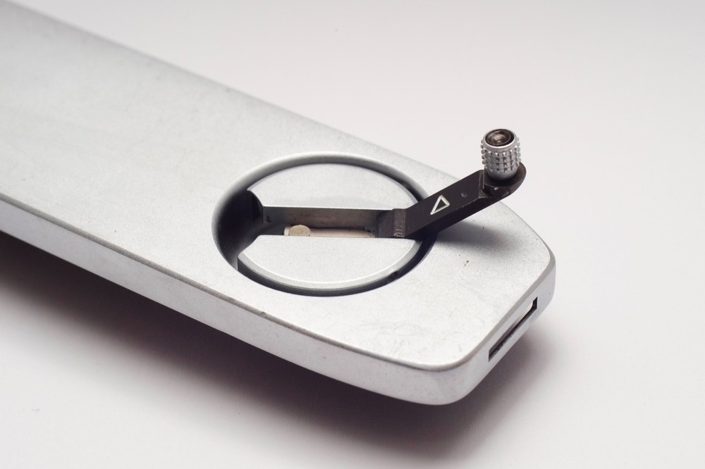 Genuine Leica M5 Bottom Base Plate Chrome