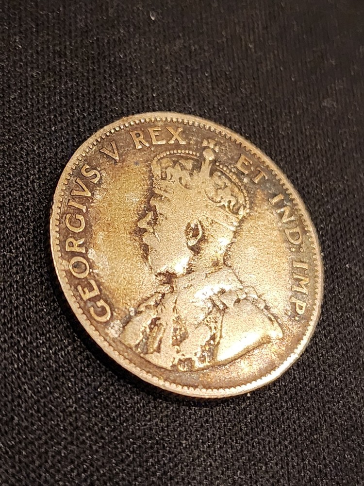1911 Canada 25 Cents Silver Coin