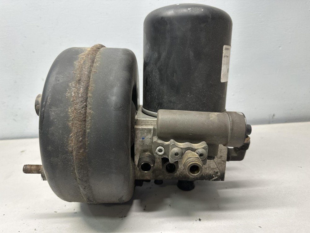Bendix AD-IS Air Dryer - Used