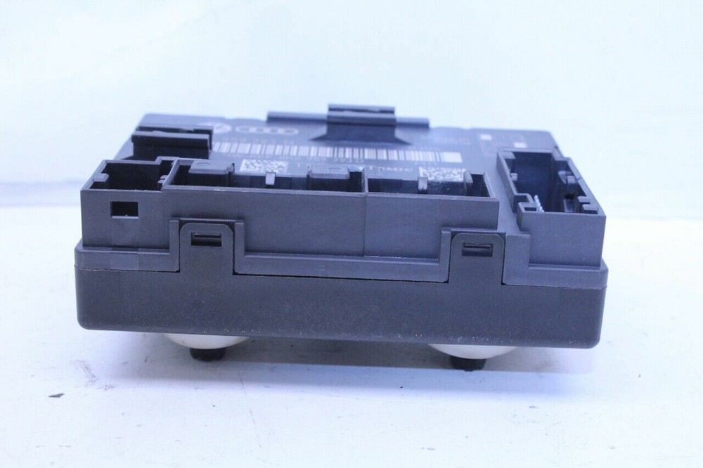2010 Audi A4 A5 Q5 Front Door Control Module Left OEM