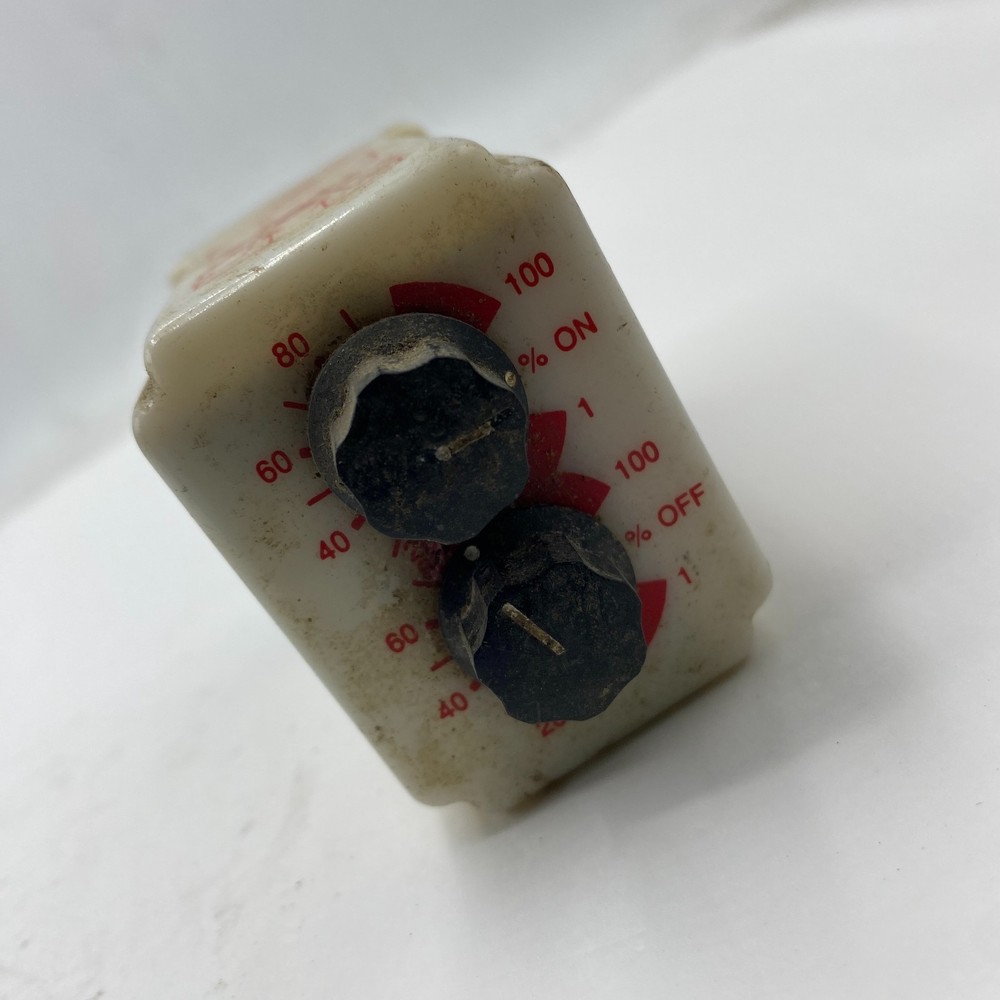 DAYTON 1A366E SOLID STATE TIME DELAY RELAY