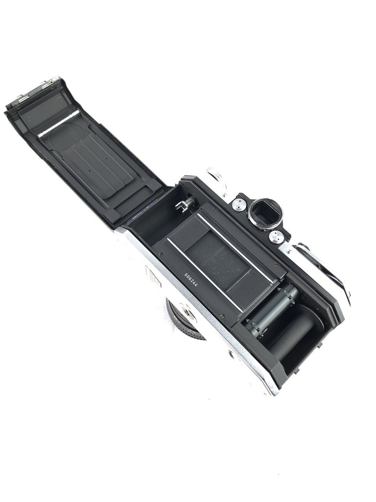 Edixa Reflex Ba 35mm film camera