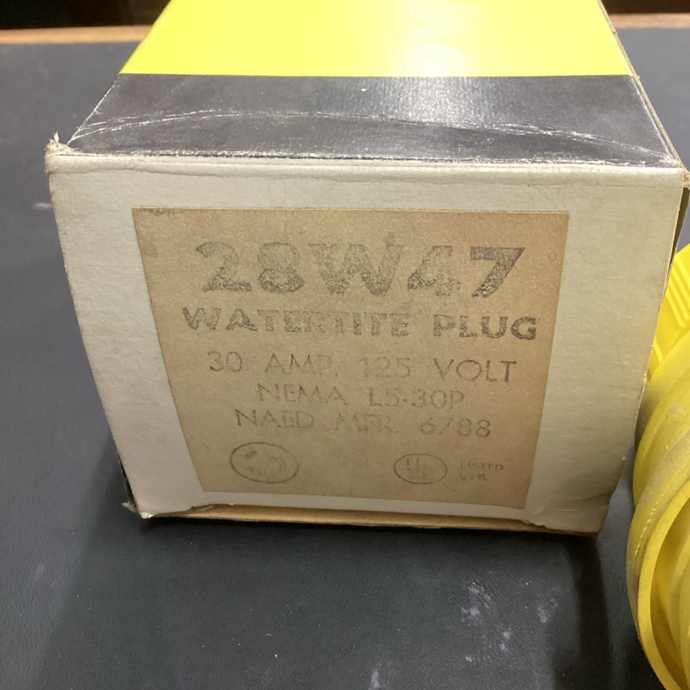 WATERTIGHT LOCKING PLUG YELLOW 28W47 (MISSING PARTS)