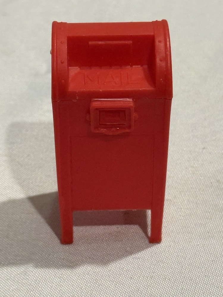 Vintage 1978 Fleer Red Mailbox Candy Container