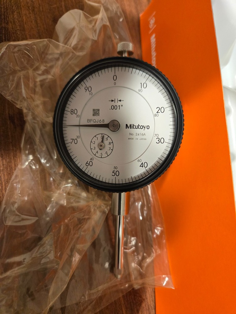 Mitutoyo dial indicator .001