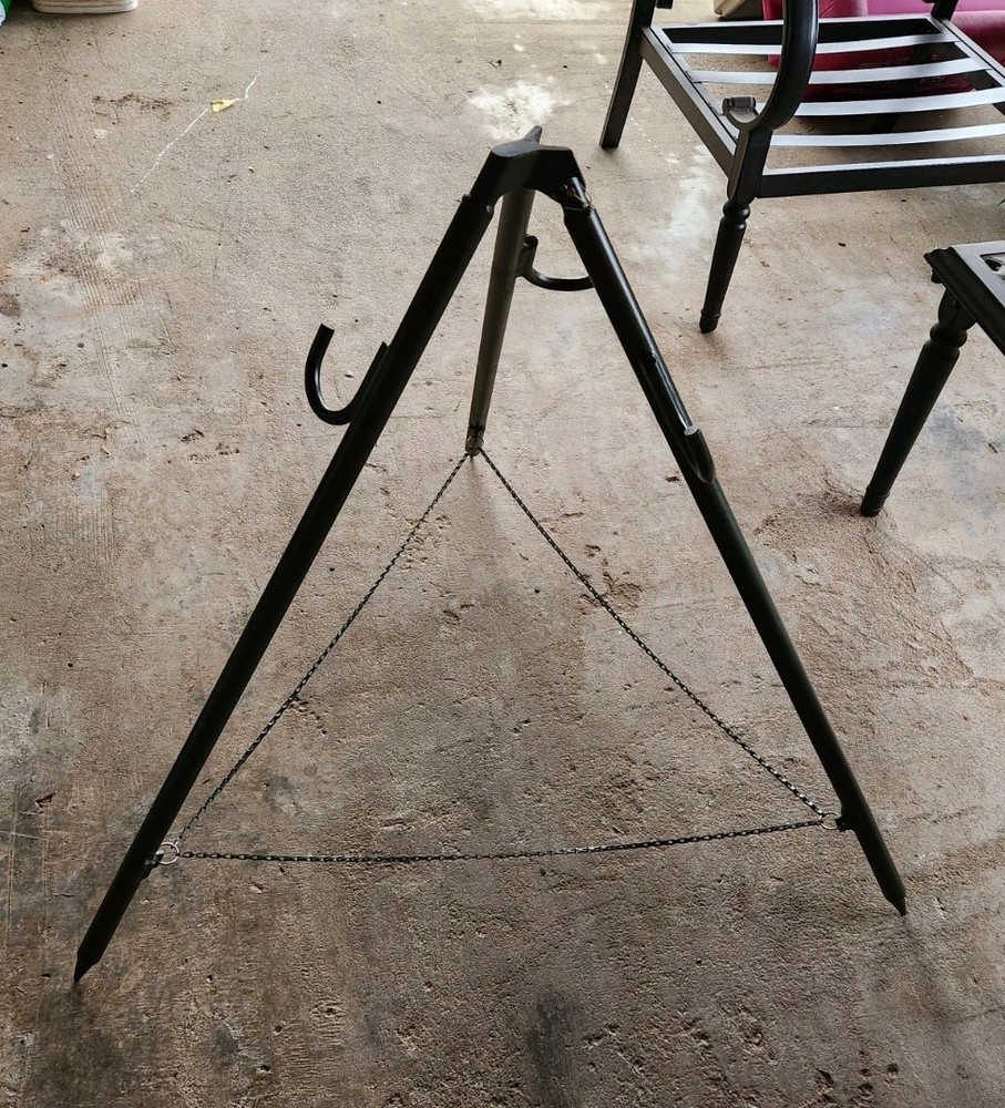 US Military Surplus Jerry Can Cradle  Tripod Nos