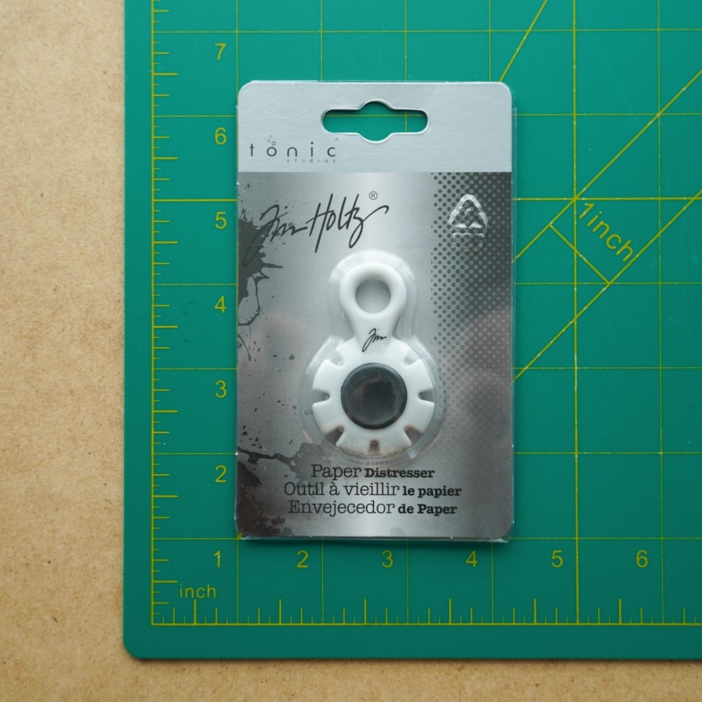 Tim Holtz ~ Tonic Studios ~ Paper Distresser