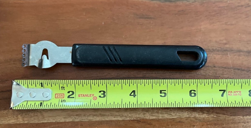 Set of 3 Kitchen Graters – 2 Microplane‑Style Graters + Handheld Zester – EUC