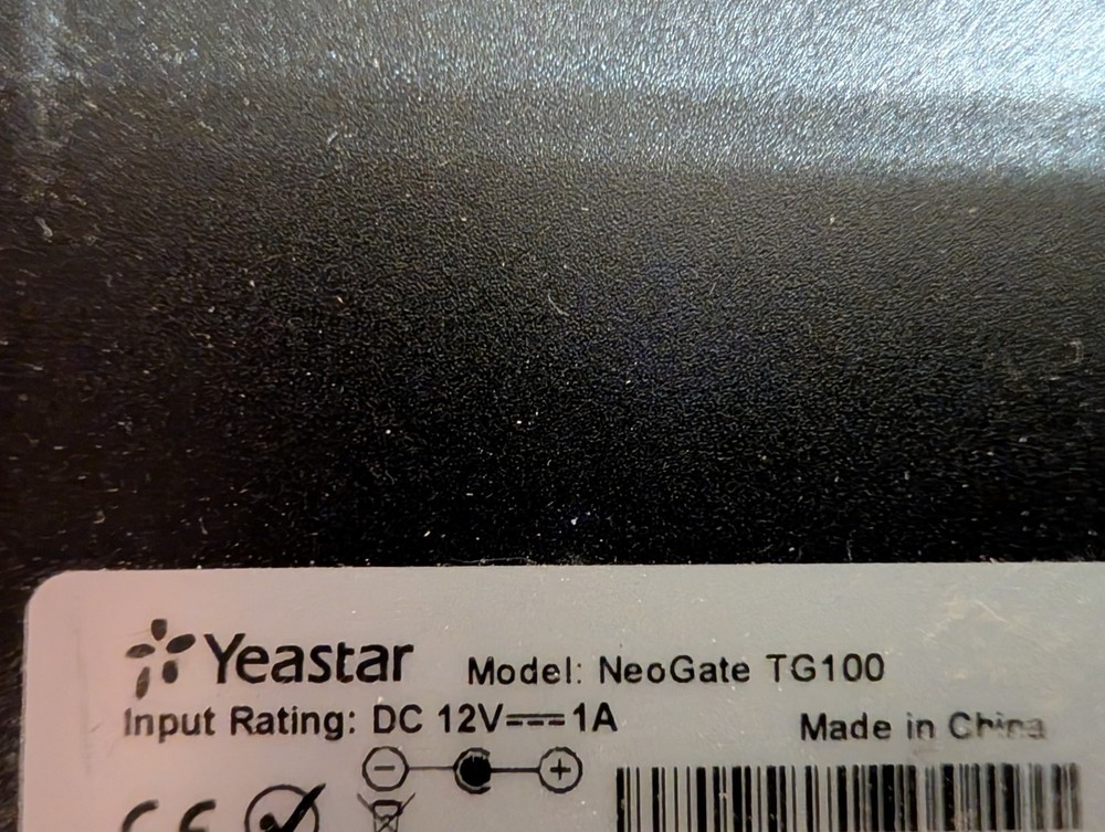 Yeastar Tg100 GSM Gateway - Open Box Black