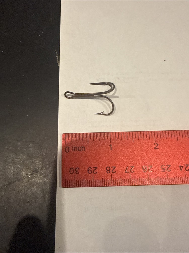 Mustad Ref 3551 Size 1 Treble 25 Per Box 100 Hooks *