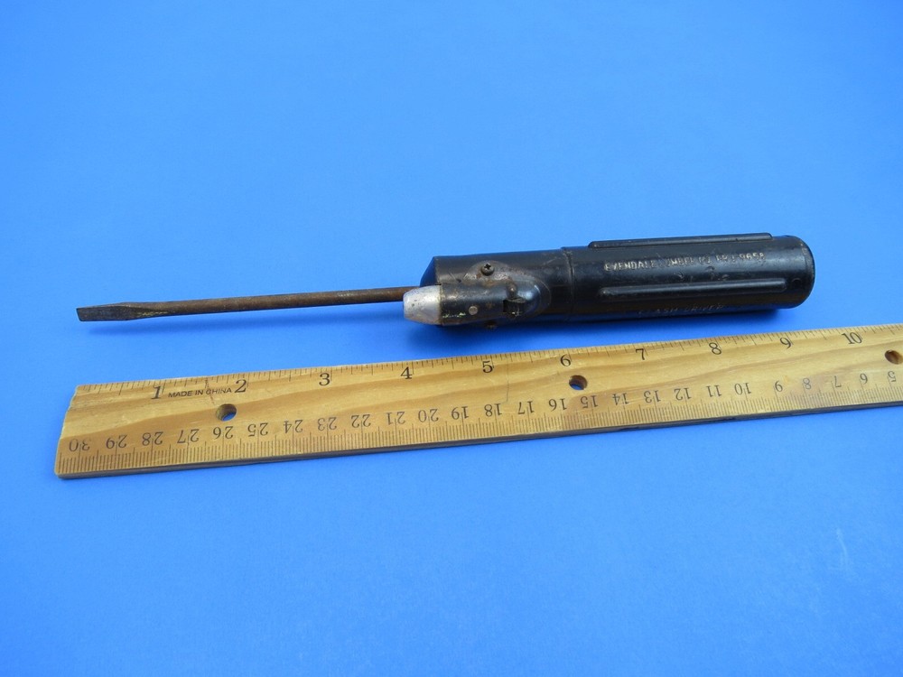 Flashdriver Flat Head Screwdriver with Light