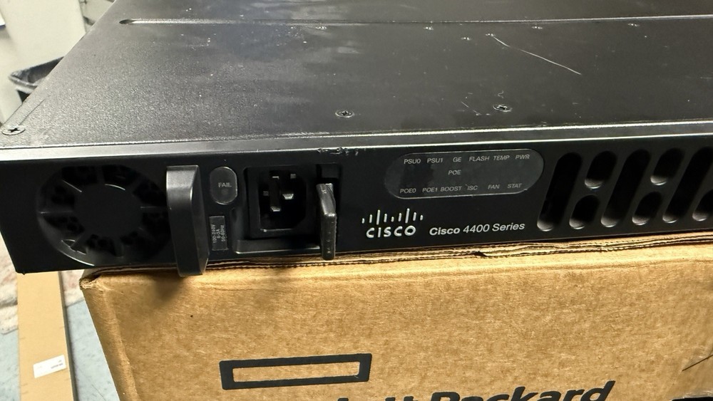 Cisco 4431 Integrated Services Router (ISR4431-VSEC/K9)