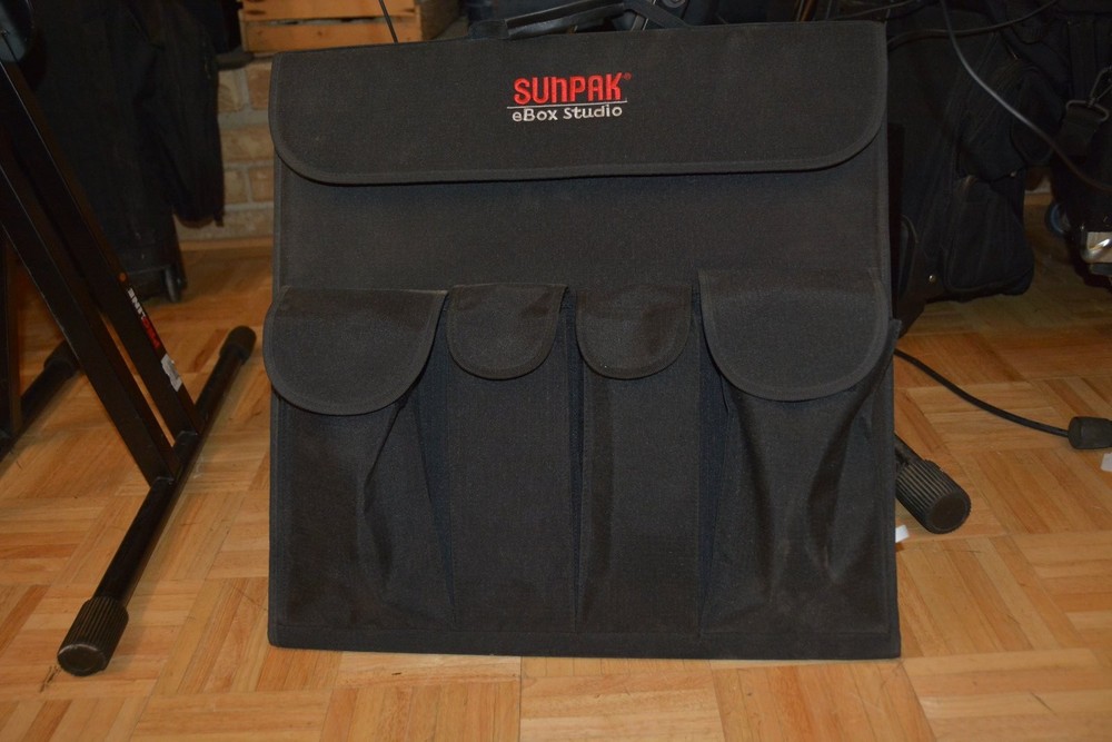 Sunpak ebox portable Folding studio 20"x20" lightbox w/variable digital lighting