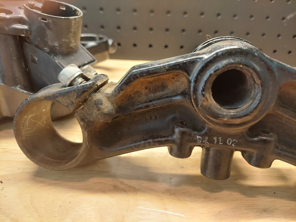 GPZ1100 Triple Tree ZX1100-E Steering Stem Fork Bracket Upper Lower Tree