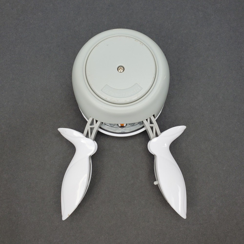 Fiskars Easy Squeeze Crafting Paper Punch