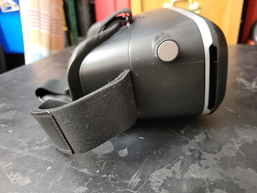 Astoria Vr Headset And Controller Black For Smart Phone